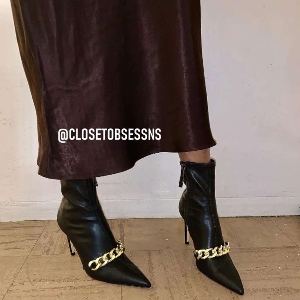 Zara black heeled ankle boots - Picture 2 of 9